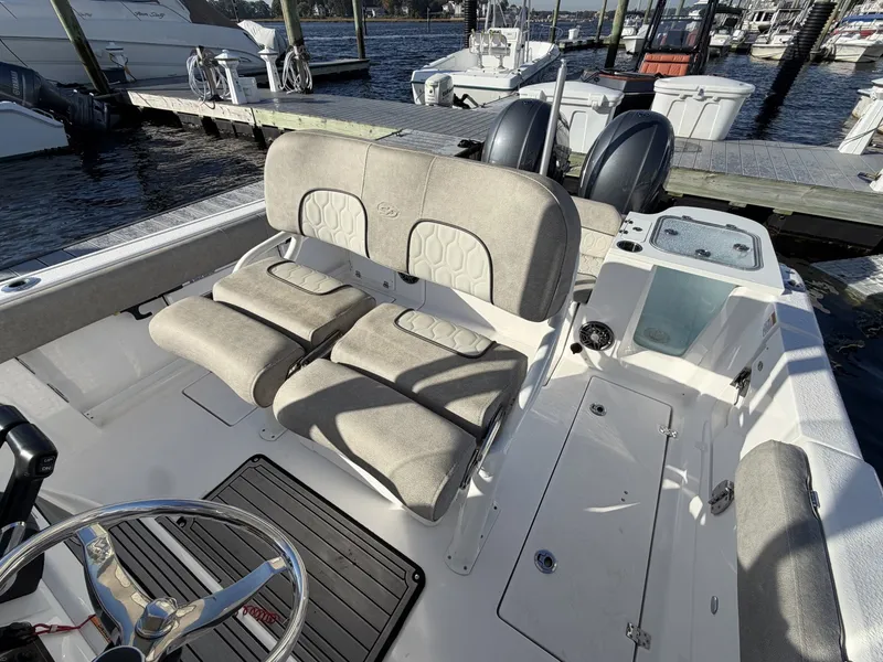 Slide: The Image of Sea Fox 268 Commander 2023 - 8152465