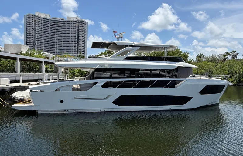 The Image of Absolute Navetta 75 2024 - 8153028