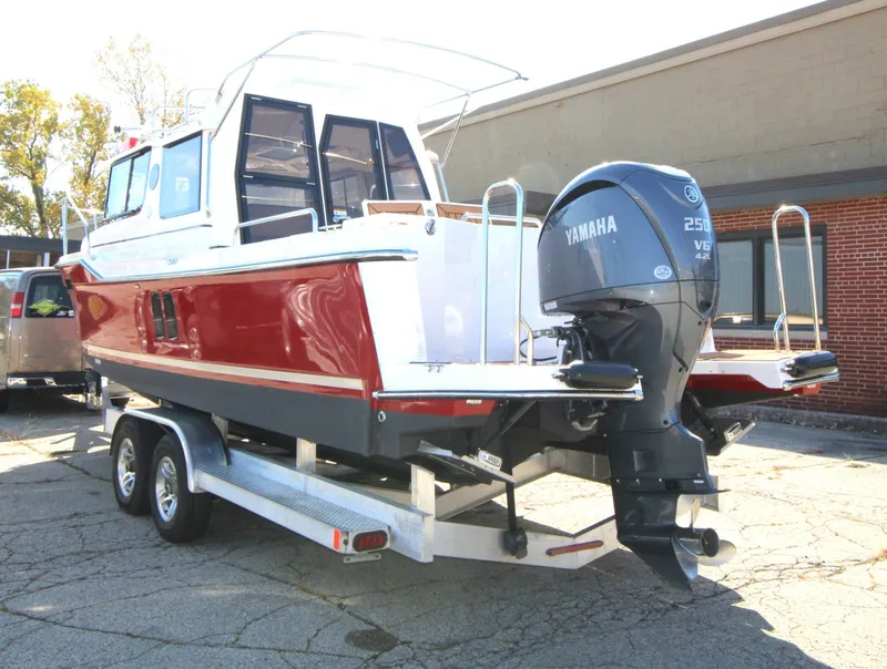 Slide: The Image of Ranger Tug R-25 2025 - 8153012