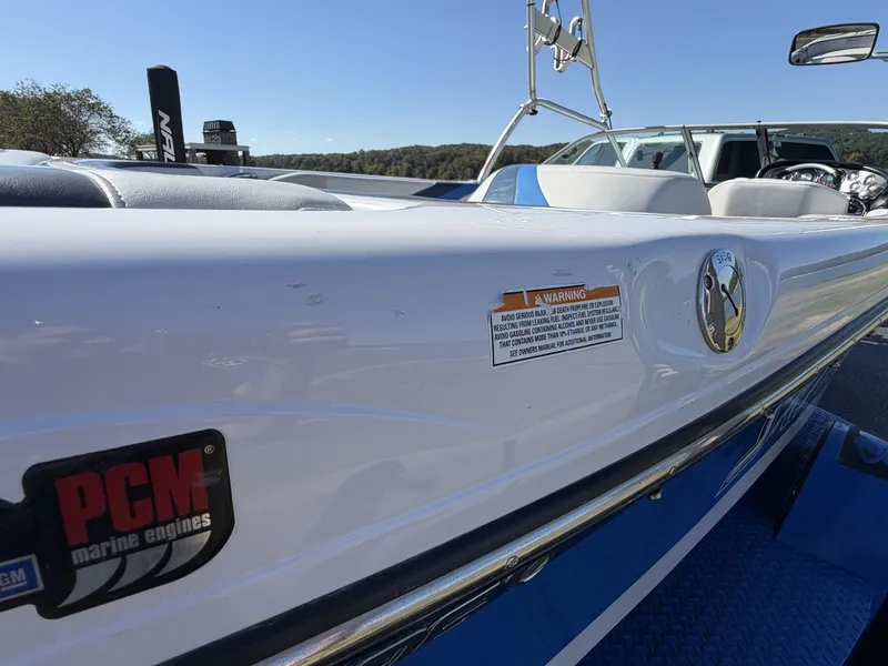 Slide: The Image of Correct Craft Ski Nautique 206 Team Edition 2009 - 8163225