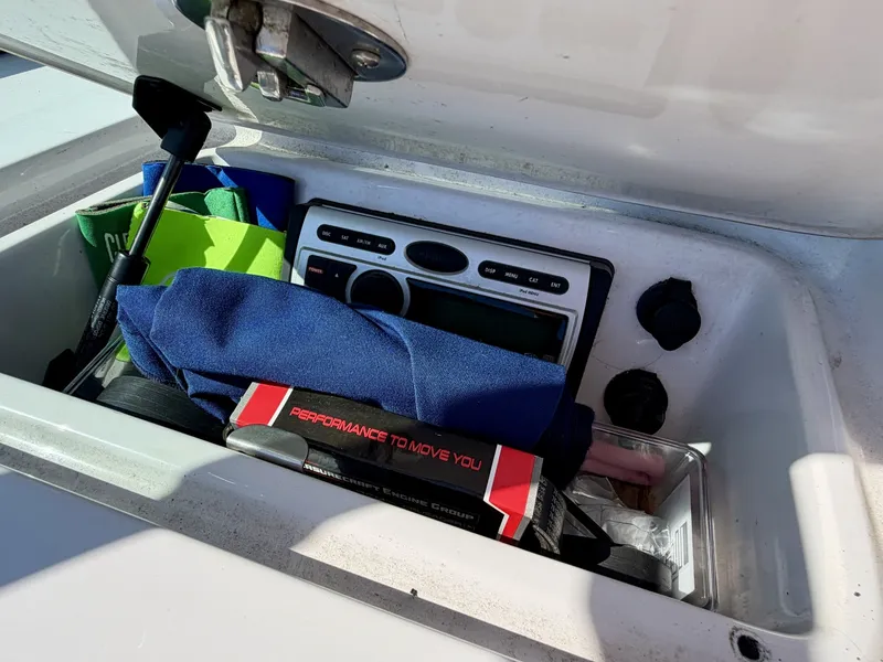 Slide: The Image of Correct Craft Ski Nautique 206 Team Edition 2009 - 8162189
