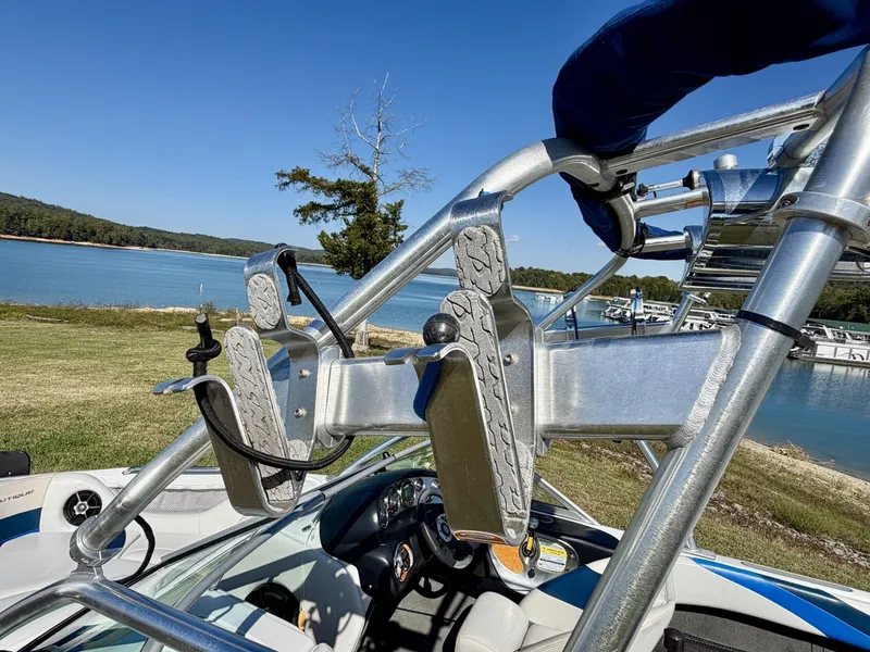 Slide: The Image of Correct Craft Ski Nautique 206 Team Edition 2009 - 8162210
