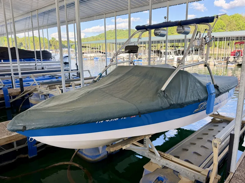 Slide: The Image of Correct Craft Ski Nautique 206 Team Edition 2009 - 8165104