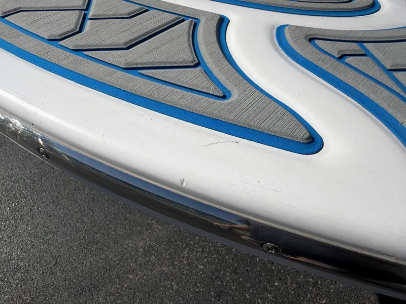 Slide: The Image of Correct Craft Ski Nautique 206 Team Edition 2009 - 8162788