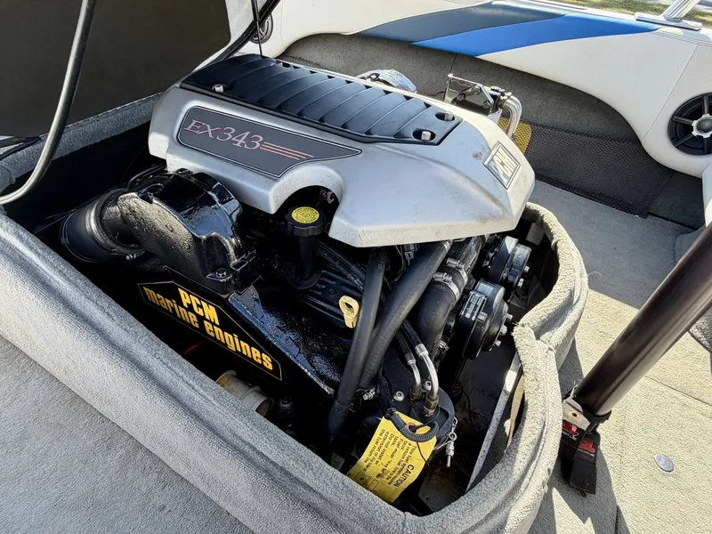 Slide: The Image of Correct Craft Ski Nautique 206 Team Edition 2009 - 8162228