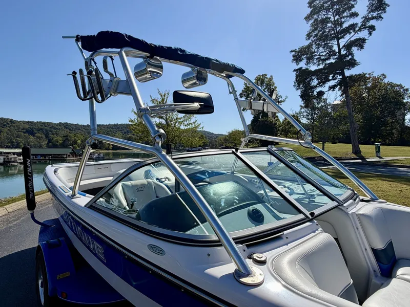 Slide: The Image of Correct Craft Ski Nautique 206 Team Edition 2009 - 8162215