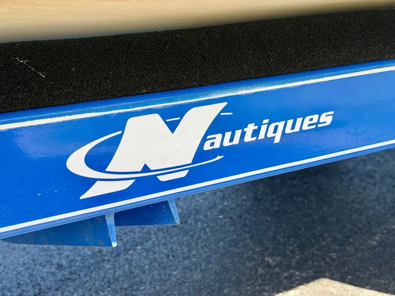 Slide: The Image of Correct Craft Ski Nautique 206 Team Edition 2009 - 8165111