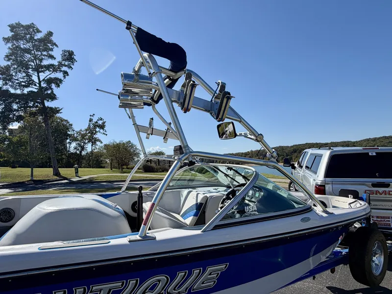 Slide: The Image of Correct Craft Ski Nautique 206 Team Edition 2009 - 8162214