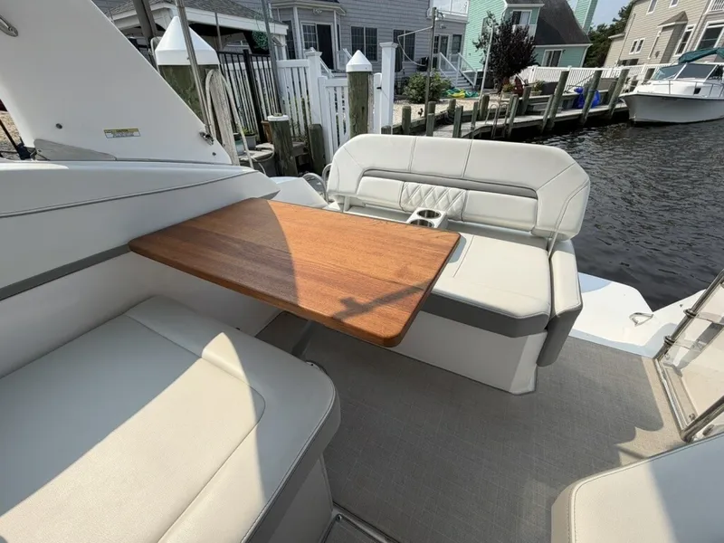 Slide: The Image of Regal 26 XO 2022 - 8170295