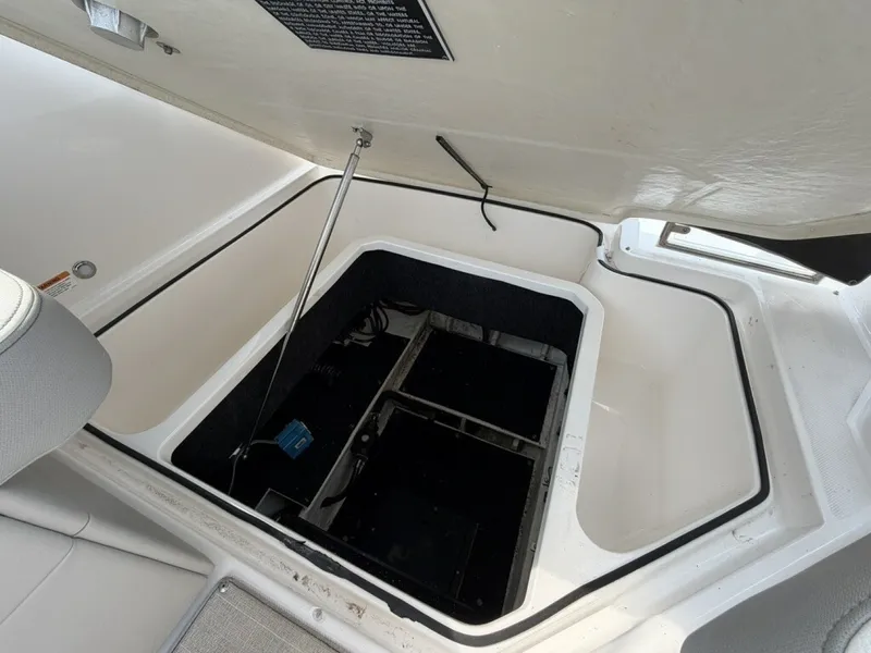 Slide: The Image of Regal 26 XO 2022 - 8170307