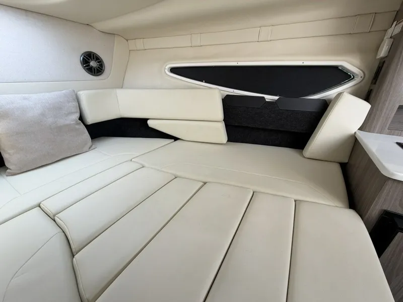 Slide: The Image of Regal 26 XO 2022 - 8170282
