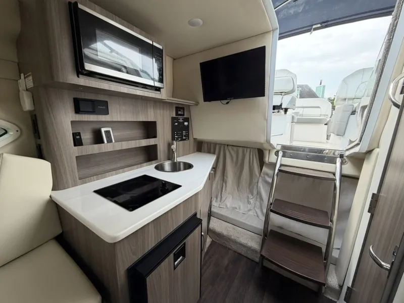 Slide: The Image of Regal 26 XO 2022 - 8170299