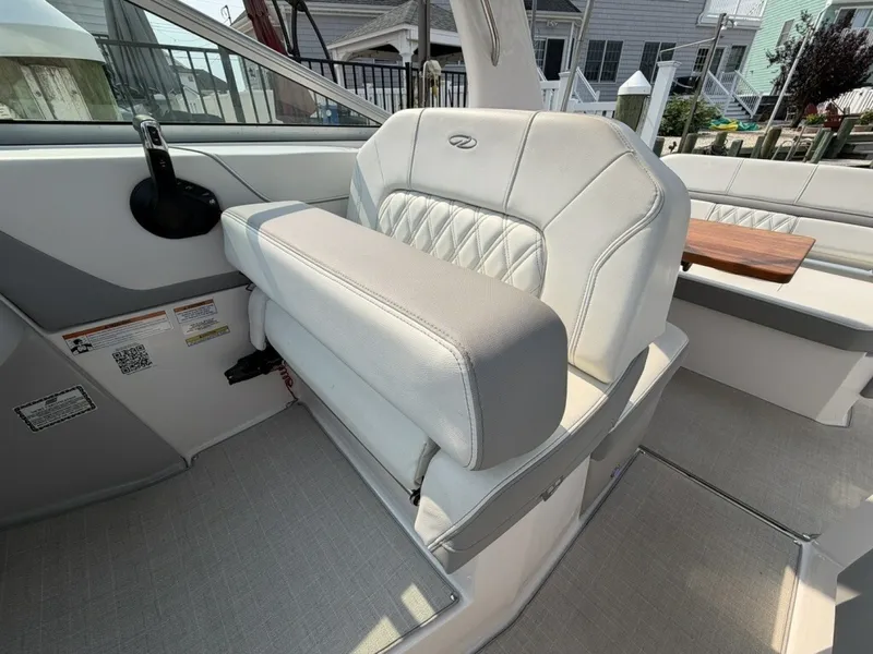 Slide: The Image of Regal 26 XO 2022 - 8170276