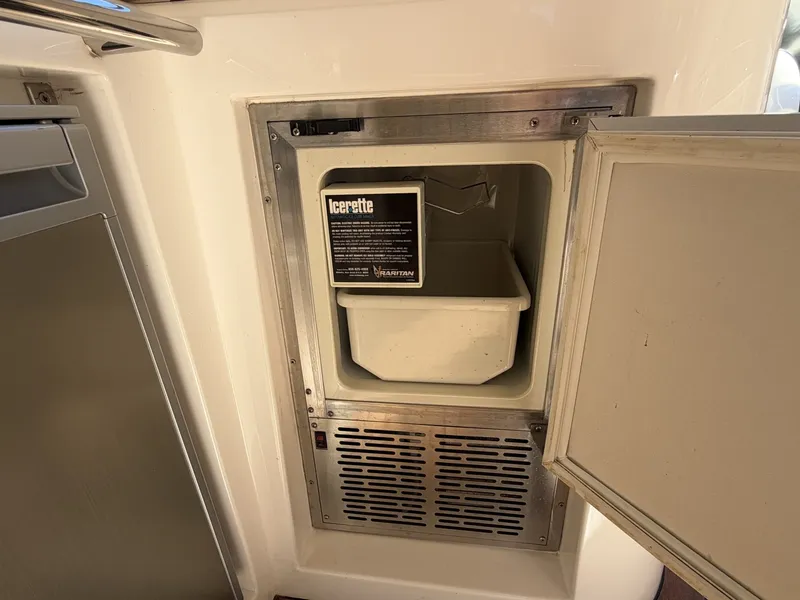Slide: The Image of Sunseeker 60 Predator 2014 - 8171543