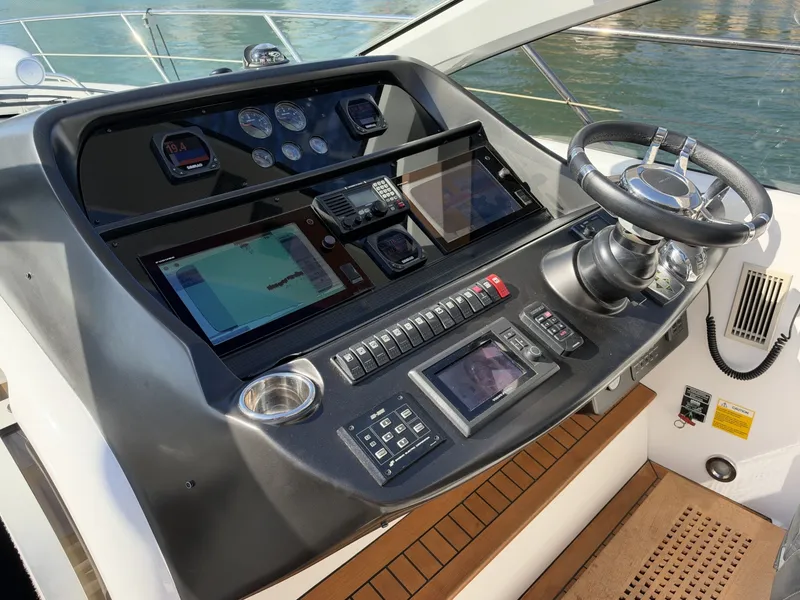 Slide: The Image of Sunseeker 60 Predator 2014 - 8171554