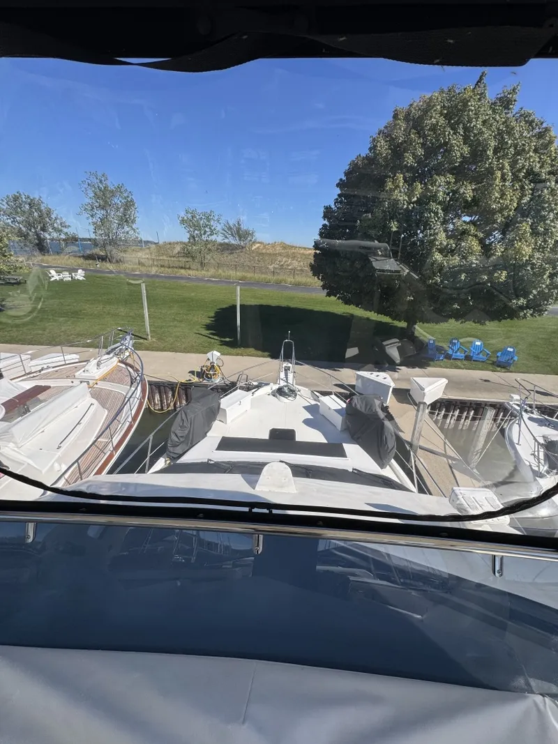 Slide: The Image of Viking 55 MOTOR YACHT WIDE BODY 1990 - 8172003