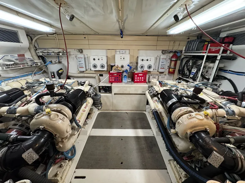 Slide: The Image of Viking 55 MOTOR YACHT WIDE BODY 1990 - 8172085