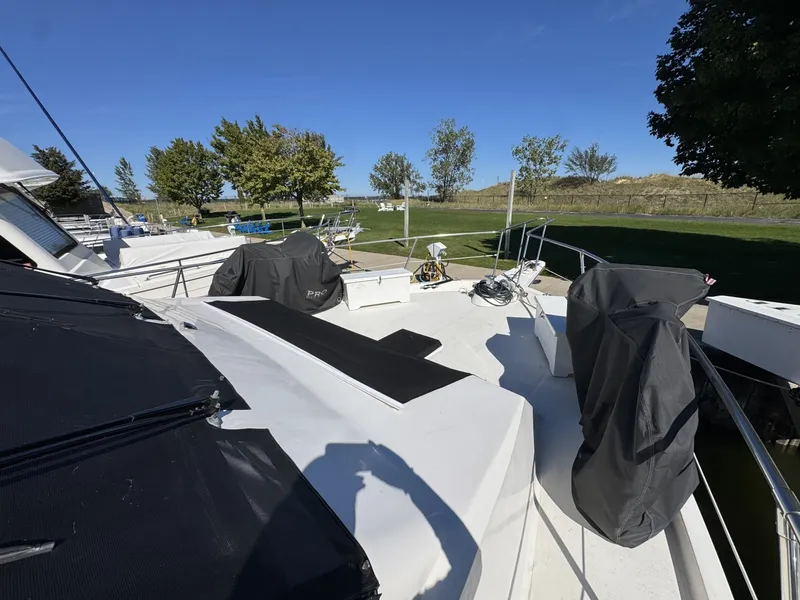 Slide: The Image of Viking 55 MOTOR YACHT WIDE BODY 1990 - 8171965