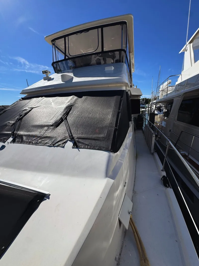 Slide: The Image of Viking 55 MOTOR YACHT WIDE BODY 1990 - 8171953