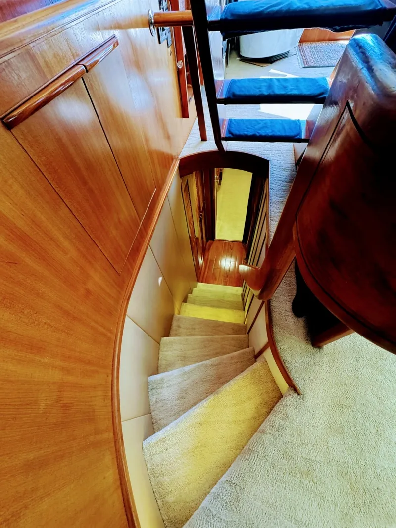 Slide: The Image of Viking 55 MOTOR YACHT WIDE BODY 1990 - 8172059