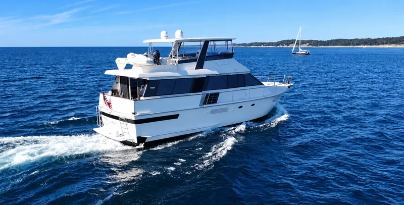 Slide: The Image of Viking 55 MOTOR YACHT WIDE BODY 1990 - 8171934