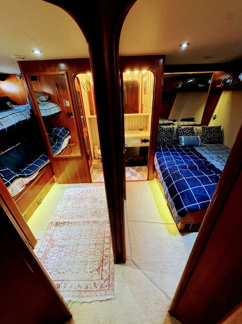 Slide: The Image of Viking 55 MOTOR YACHT WIDE BODY 1990 - 8172050