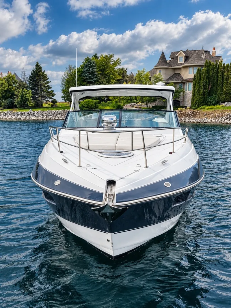 Slide: The Image of Cruisers 35 Express 2020 - 8172464