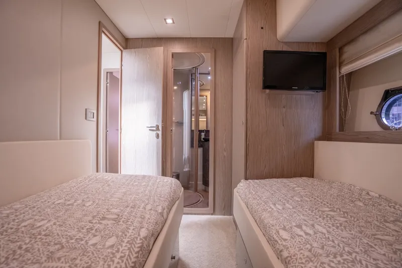 Slide: The Image of Ferretti 65 2016 - 8232520