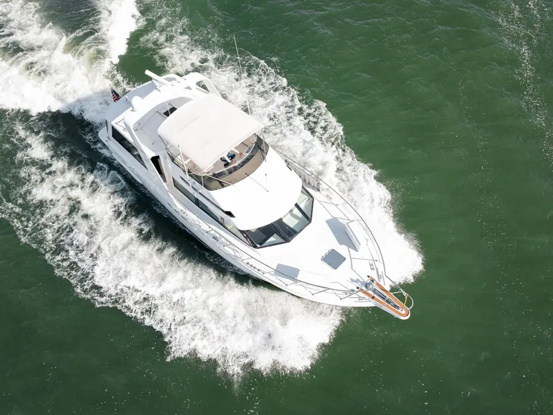 Slide: The Image of Hatteras 52 Cockpit Motor Yacht 1995 - 8172998