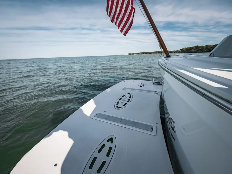 Slide: The Image of Hatteras 52 Cockpit Motor Yacht 1995 - 8173036