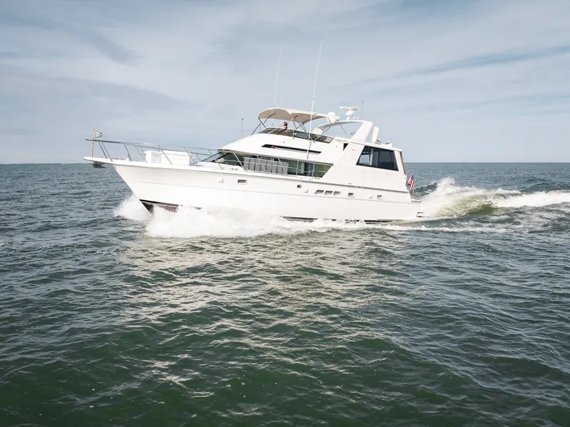 Slide: The Image of Hatteras 52 Cockpit Motor Yacht 1995 - 8173005