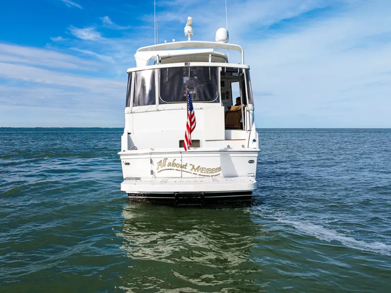Slide: The Image of Hatteras 52 Cockpit Motor Yacht 1995 - 8173013