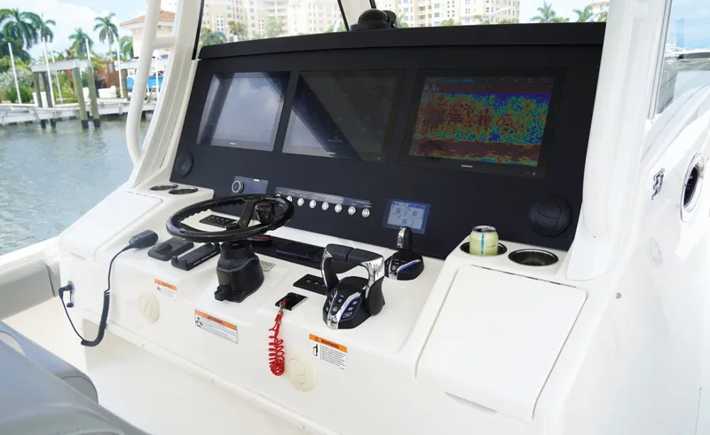 Slide: The Image of Regulator Marine 37 2024 - 8173291