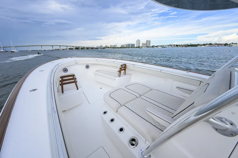 Slide: The Image of Valhalla Boatworks V-41 2026 - 8173453