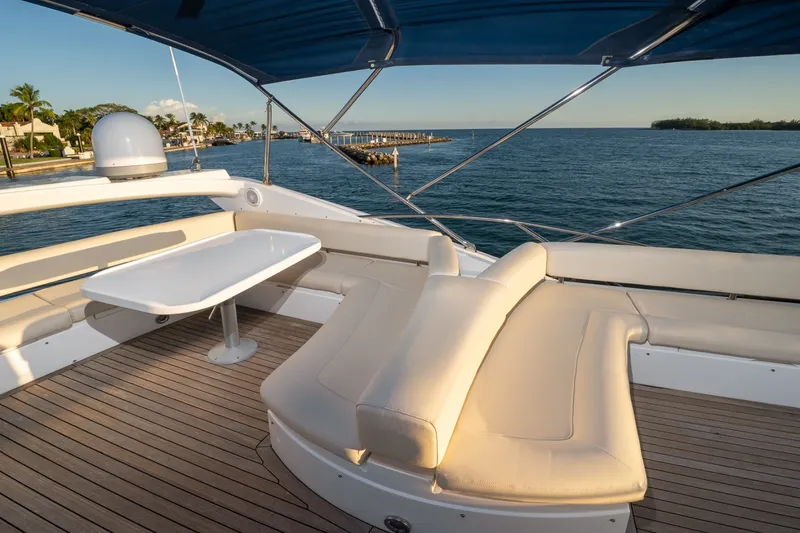 Slide: The Image of Sunseeker 69 2012 - 8330169