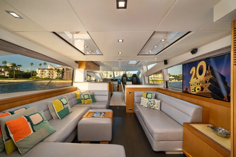 Slide: The Image of Sunseeker 69 2012 - 8330166