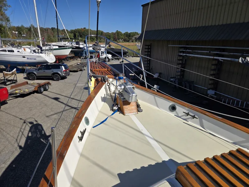 Slide: The Image of Westsail 43 Factory 1977 - 8216995