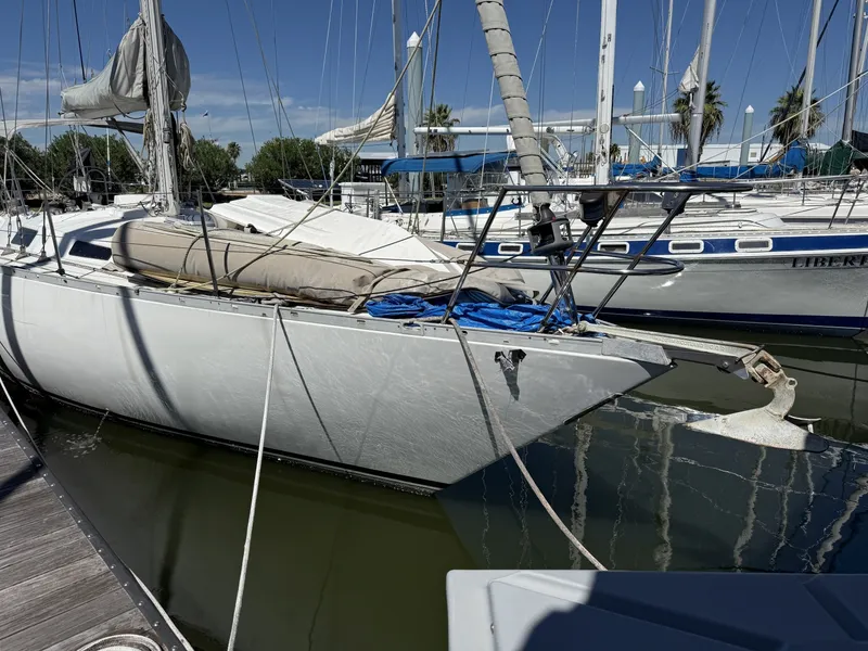 Slide: The Image of Grand Soleil 41 1984 - 8227861