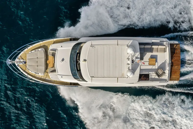 Slide: The Image of Absolute Navetta 64 2023 - 8231843