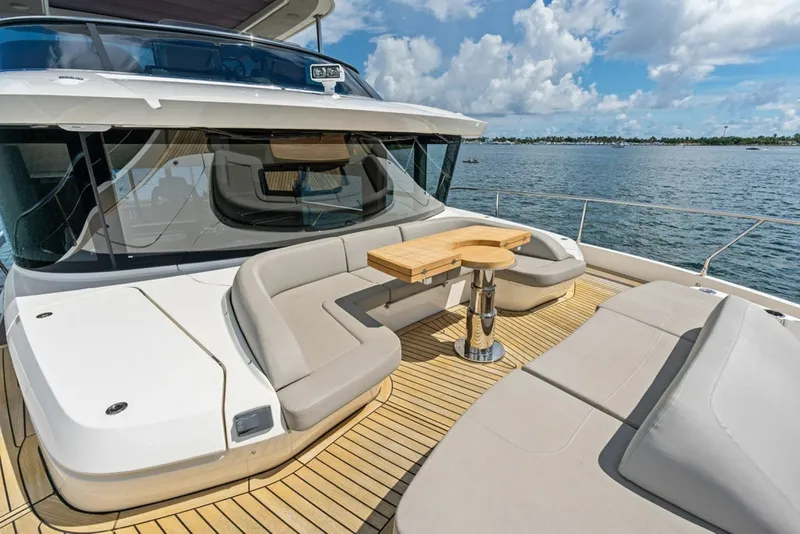 Slide: The Image of Absolute Navetta 64 2023 - 8232262
