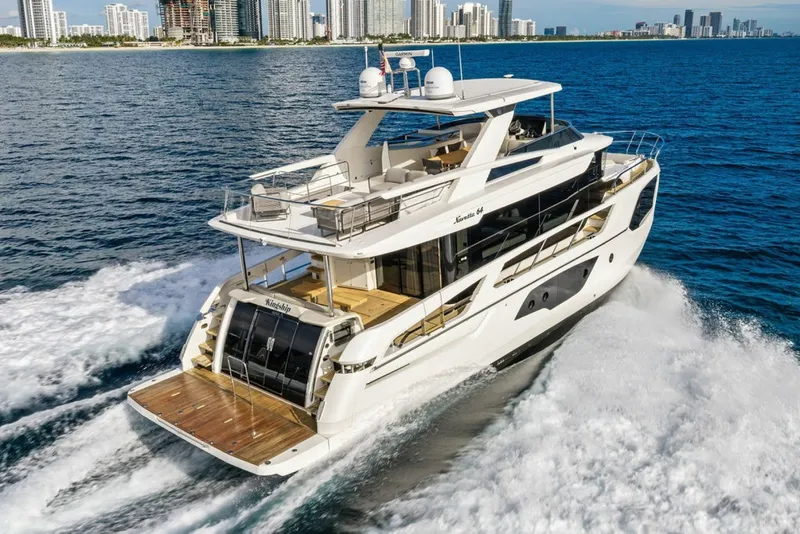 Slide: The Image of Absolute Navetta 64 2023 - 8231834