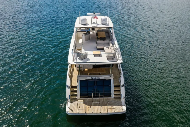 Slide: The Image of Absolute Navetta 64 2023 - 8231860