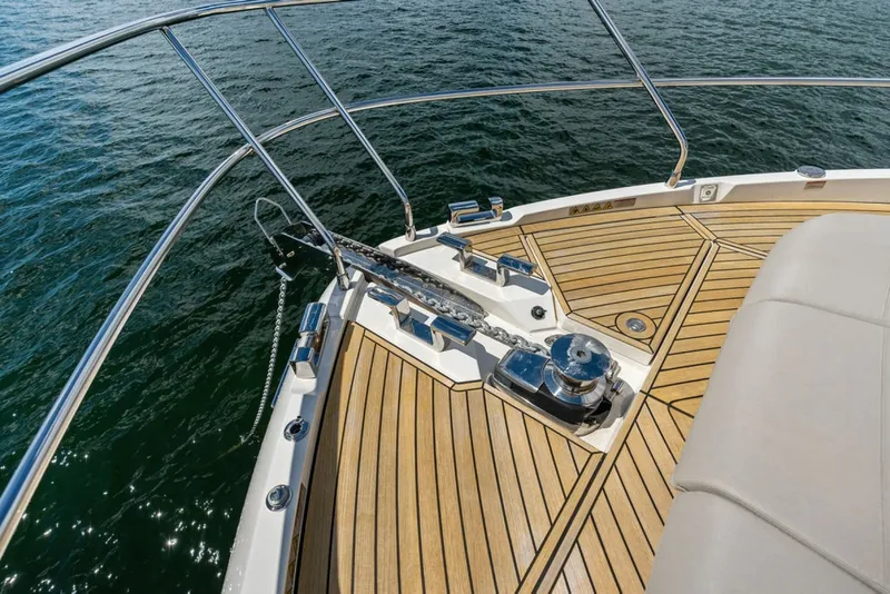 Slide: The Image of Absolute Navetta 64 2023 - 8232259