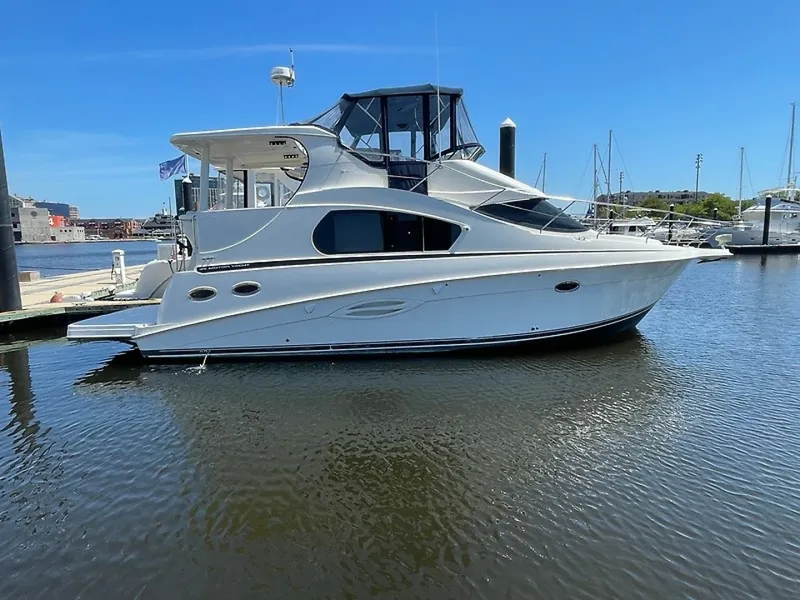 The Image of Silverton 35 Motor Yacht 2004 - 8232074