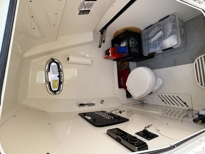 Slide: The Image of Boston Whaler 280 Outrage 2019 - 8308544