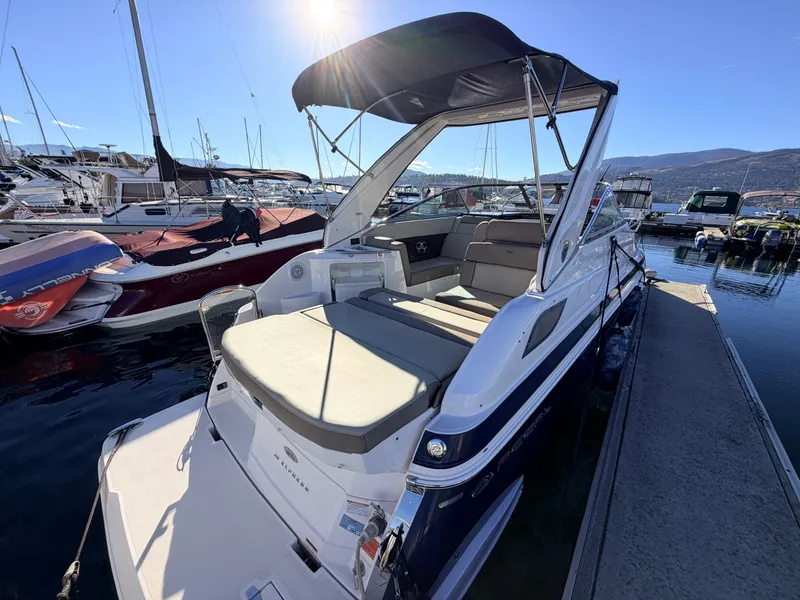 Slide: The Image of 2014 Regal 28 Express - 8325070