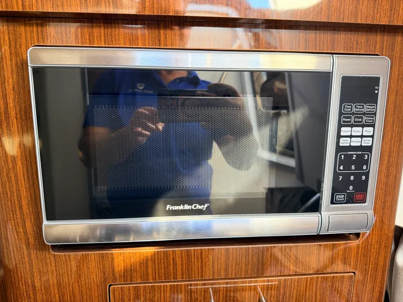 Slide: The Image of 2014 Regal 28 Express - 8325102