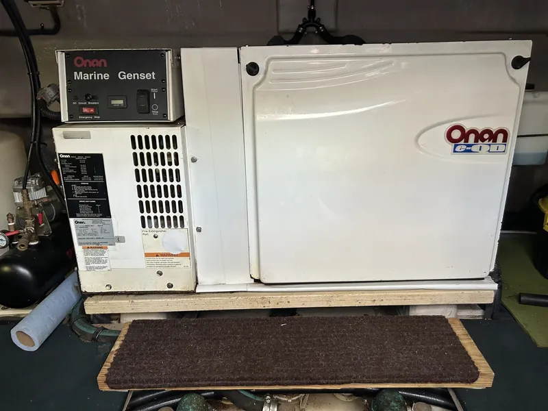 Slide: The Image of Sea Ray 500 Sundancer 2004 - 8312753