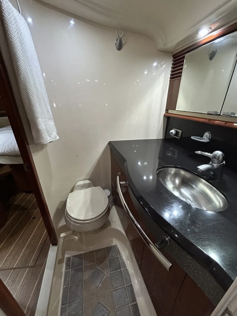 Slide: The Image of Sea Ray 500 Sundancer 2004 - 8312709