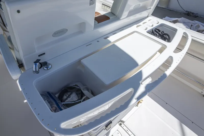 Slide: The Image of Everglades 295 CENTER CONSOLE 2012 - 8313656